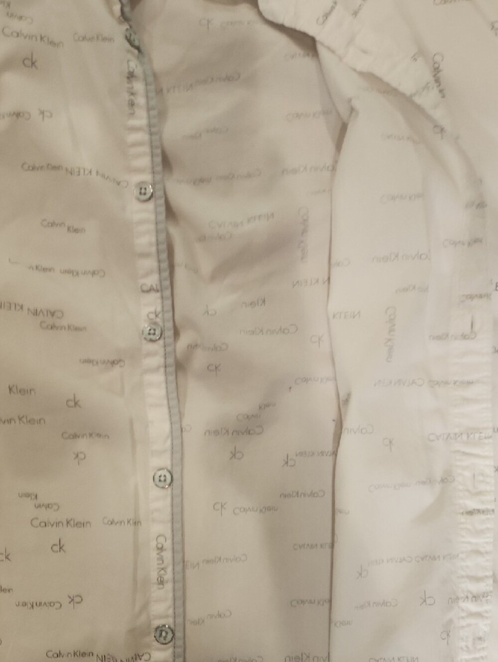 Calvin Klein White Button-Up Shirt Body Fit with Subtle Gray Logo Print Large - Picture 11 of 16